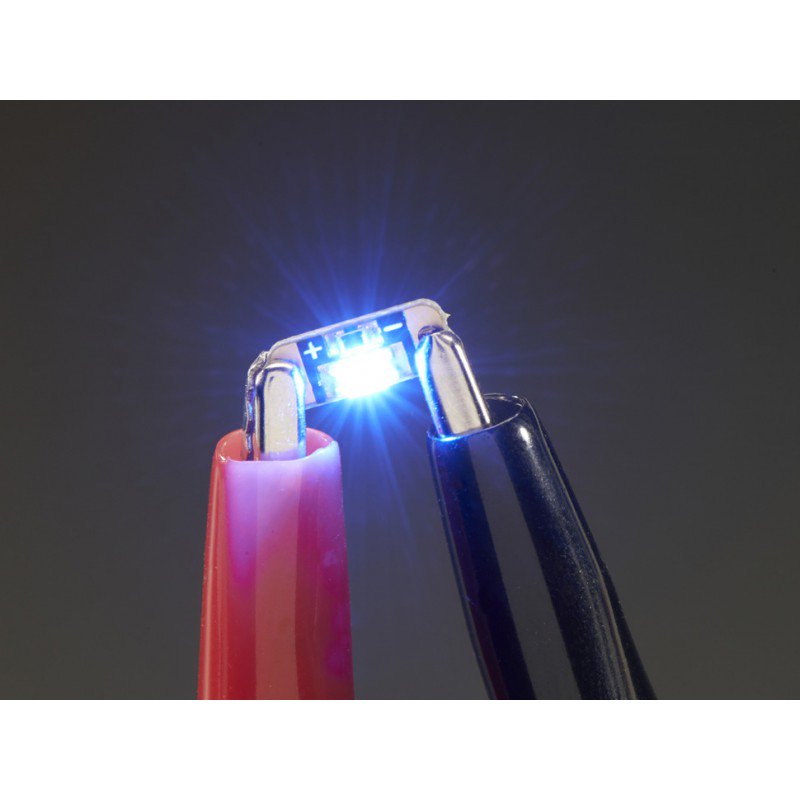 #Summerholidays #Cambridge - BOOK NOW for this #fun #workshop Electric textiles // 07 Aug <a href="/CambJunction/">Cambridge Junction</a> // 9-13 yr olds, all levels of experience welcome // Learn how to create a ‘soft circuit’ to create a light up bag design.   collusion.org.uk/events/electri… #etextiles