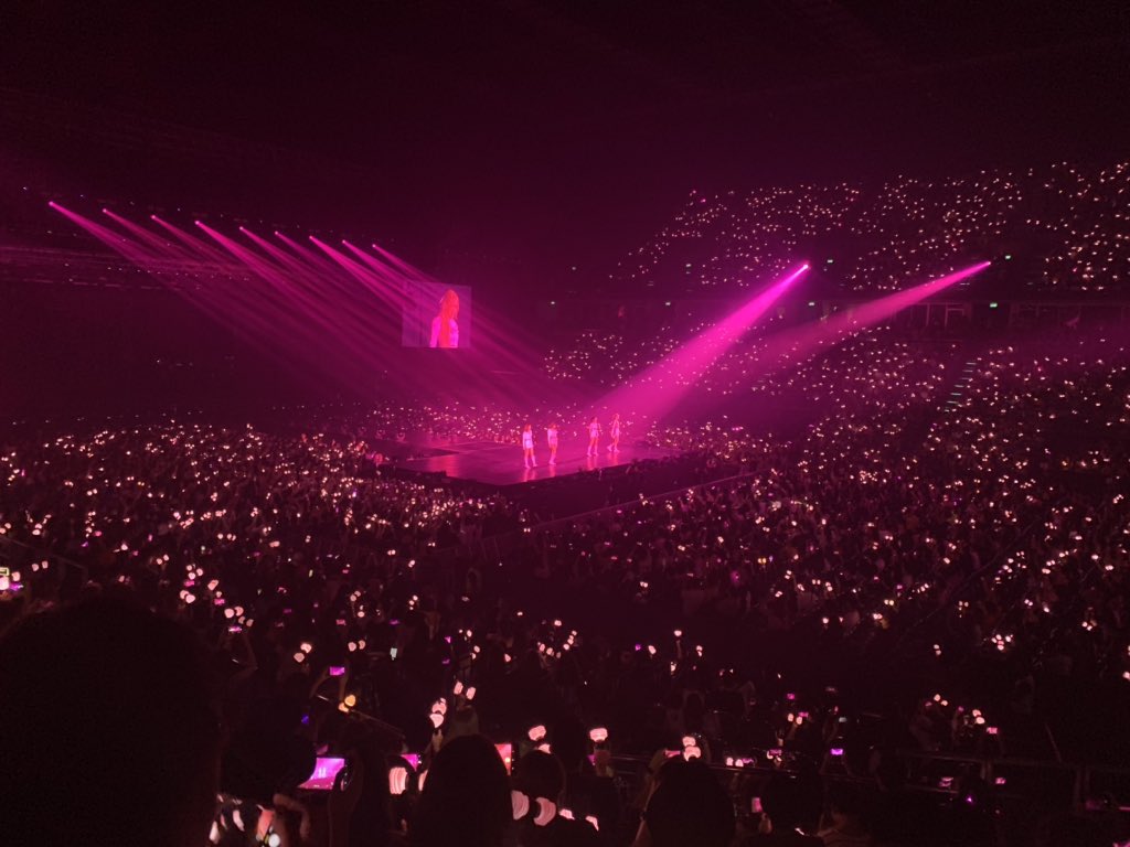 WHO’S THAT GIRL ? tweet media