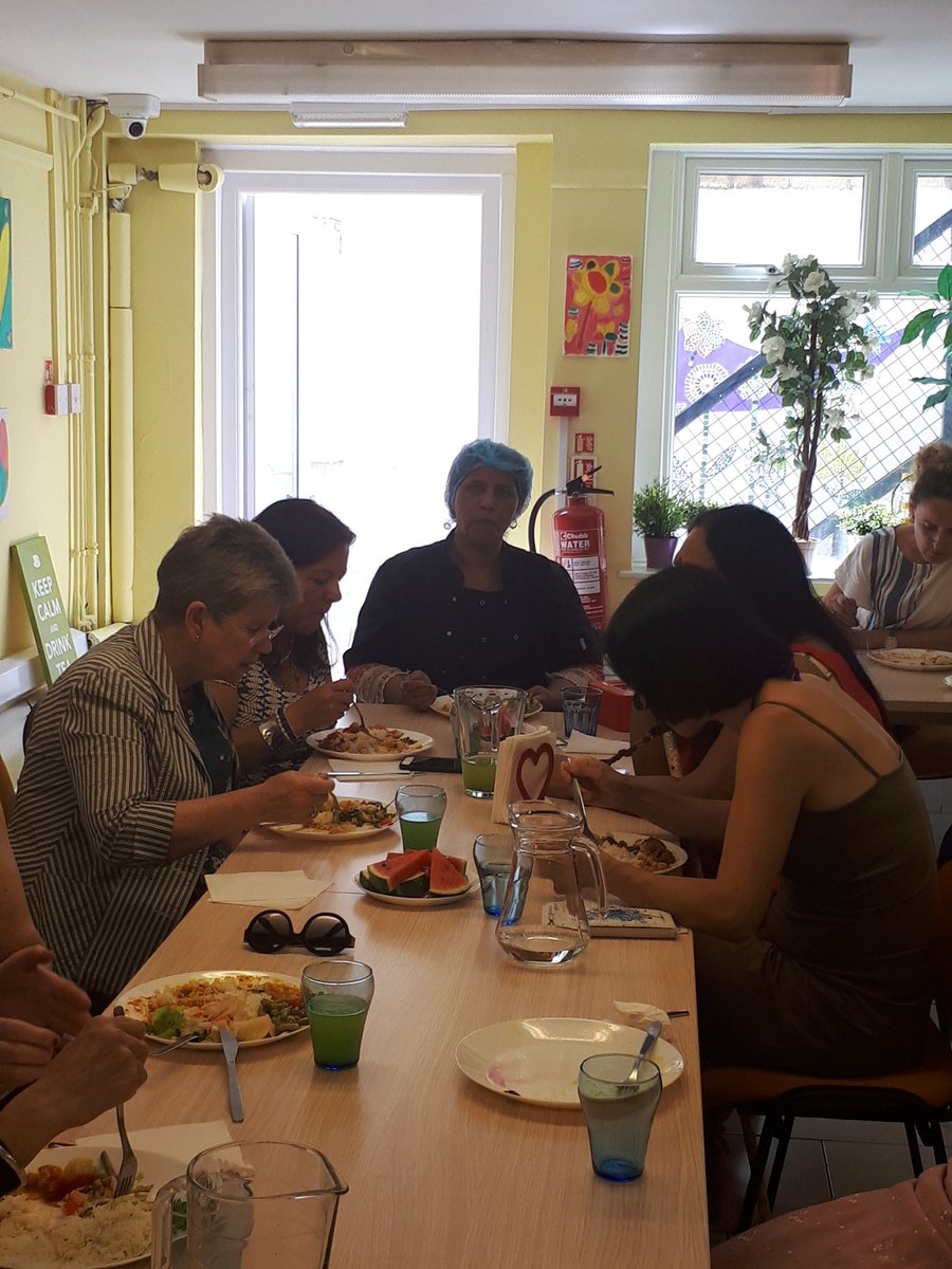 Women_CF's tweet photo. Delicious #vegetarian lunch served by our #walesworldcafe and Golden years project volunteers team today was enjoyed by @wgmin_deputy and all the attendees @mikelewis1960
@TNLComFundWales @mariacwcf
@Amalwcf 

#womenshealthfirst https://t.co/E1BPzi7MNx