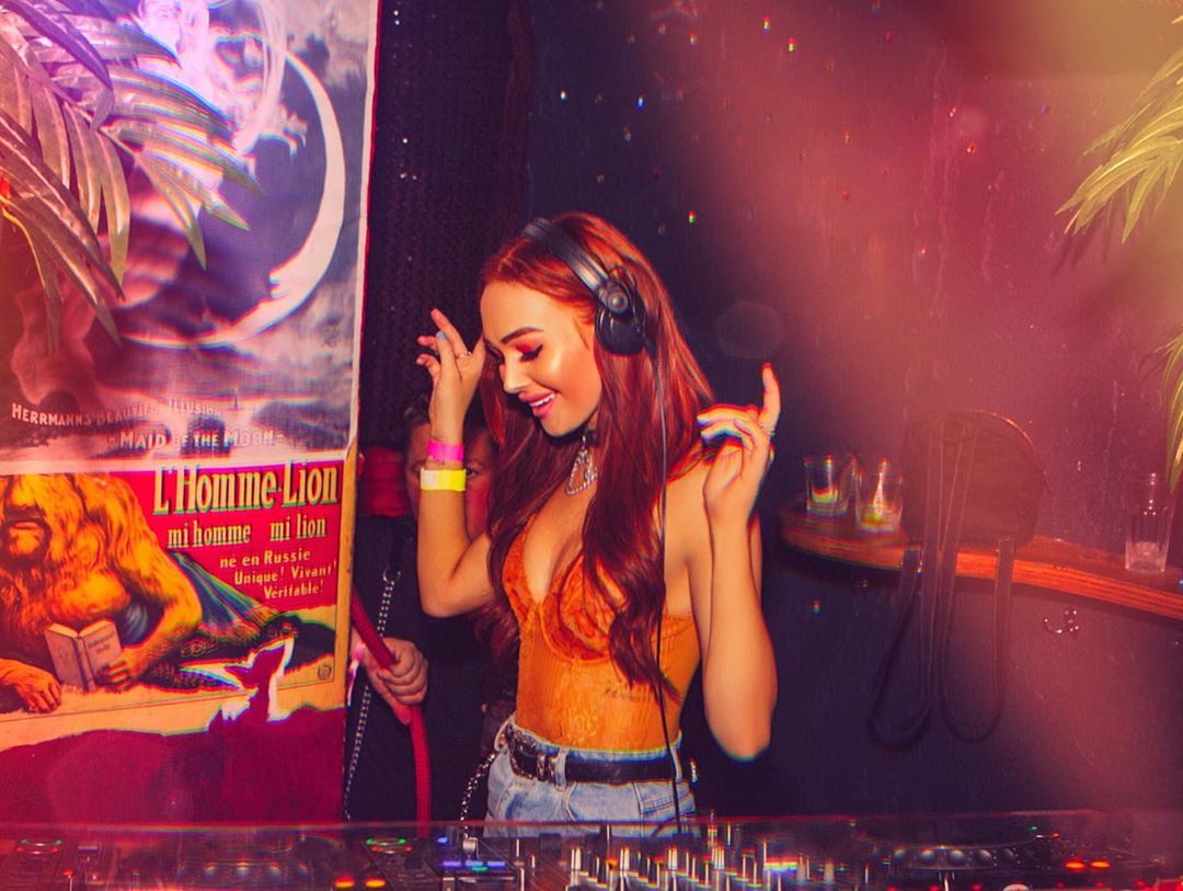 DjaneMag's tweet photo. CHECK OUT THE FRESHEST EPISODE OF 'HOUSE OF CLUELESS' ON: https://t.co/R5OrzEuf2E

ENJOY AMAZING HOUSE MUSIC, LIKE, SHARE WITH YOUR BESTIES AND WRITE YOUR IMPRESSIONS!

SUPPORT #DJCLUELESS AT https://t.co/CnFCvnmBWK! https://t.co/0OrRUziHYv