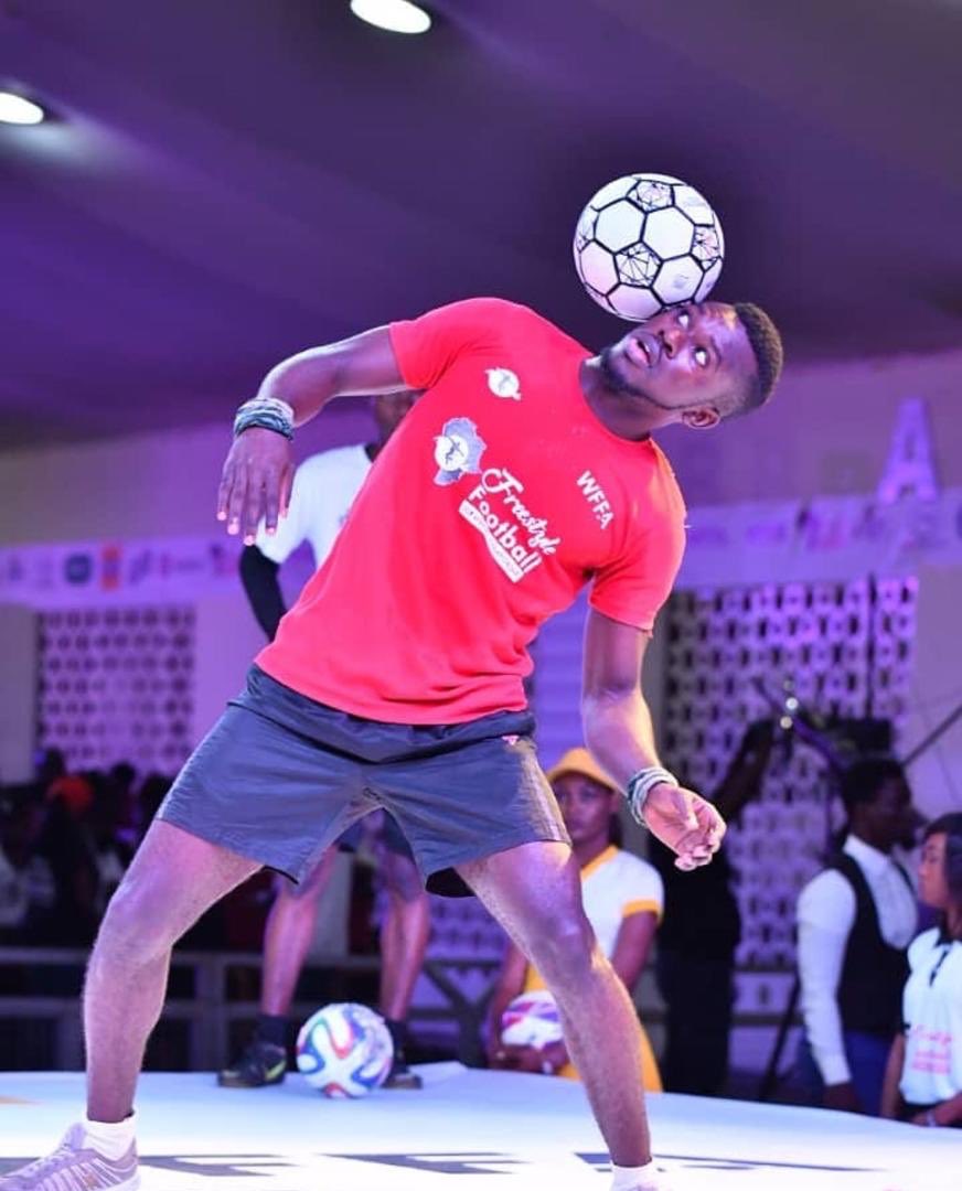 nkayokwudiri's tweet photo. #AbujaTwitterCommunity donβt stay home tomorrow complaining about how boring Abuja is...
Come chill, network and be entertained all for free π
#AFFC19
Iβm sha wearing Jersey and football kicks tomorrow.... I fii jus enter pitch β½οΈ https://t.co/OsR0JpiIXX