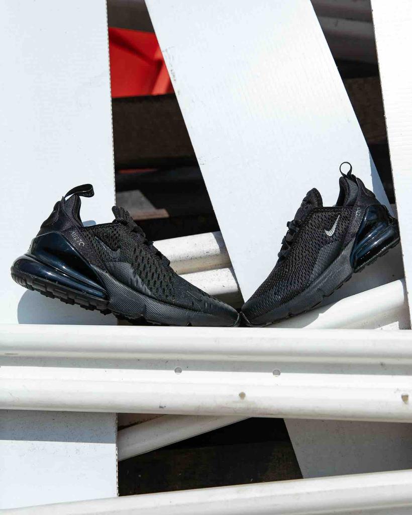 foot locker slip resistant shoes