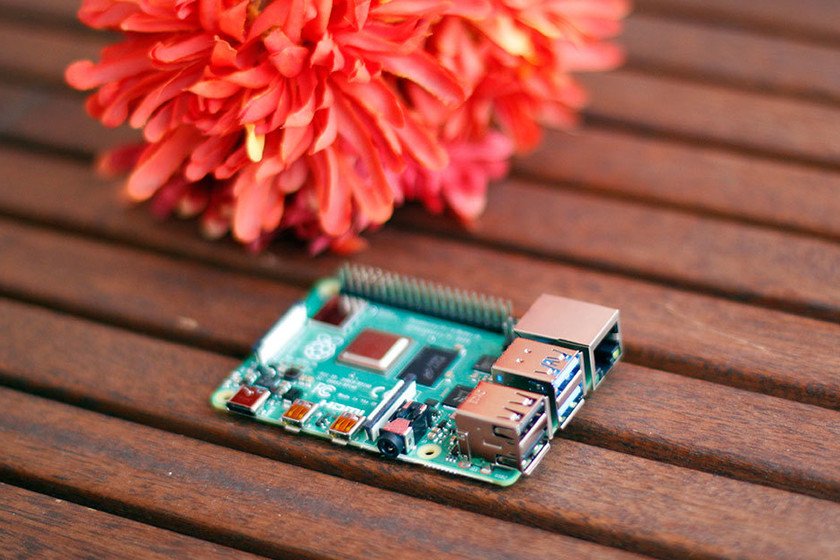Raspberry Pi 4 Model B, análisis: doble de potencia para un mini PC milagroso, pequeñito, pero matón xataka.com/p/216564