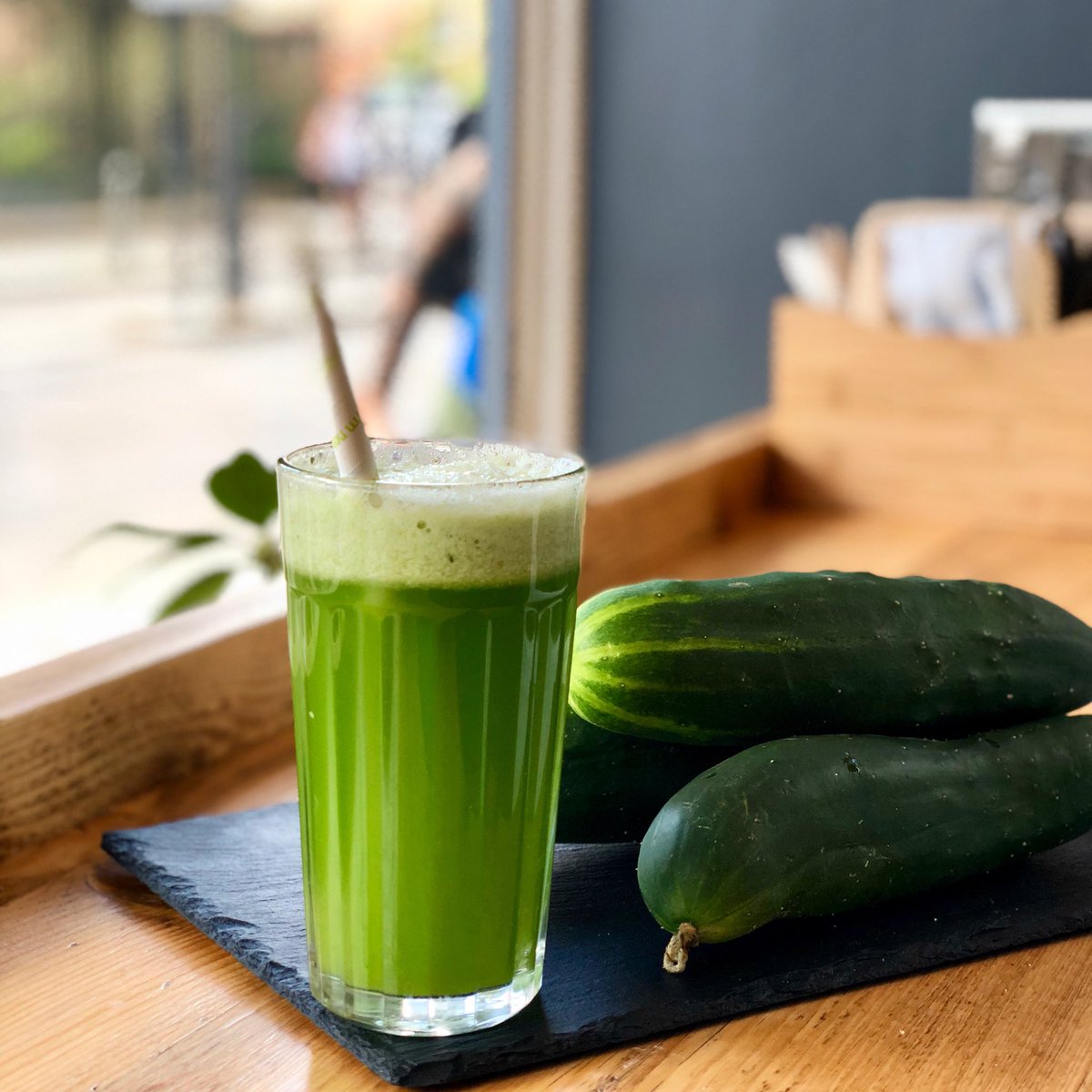 BridgesCamb's tweet photo. Perfect time to sit down to have a fresh juice or a smoothie https://t.co/vfoCL2Iepl