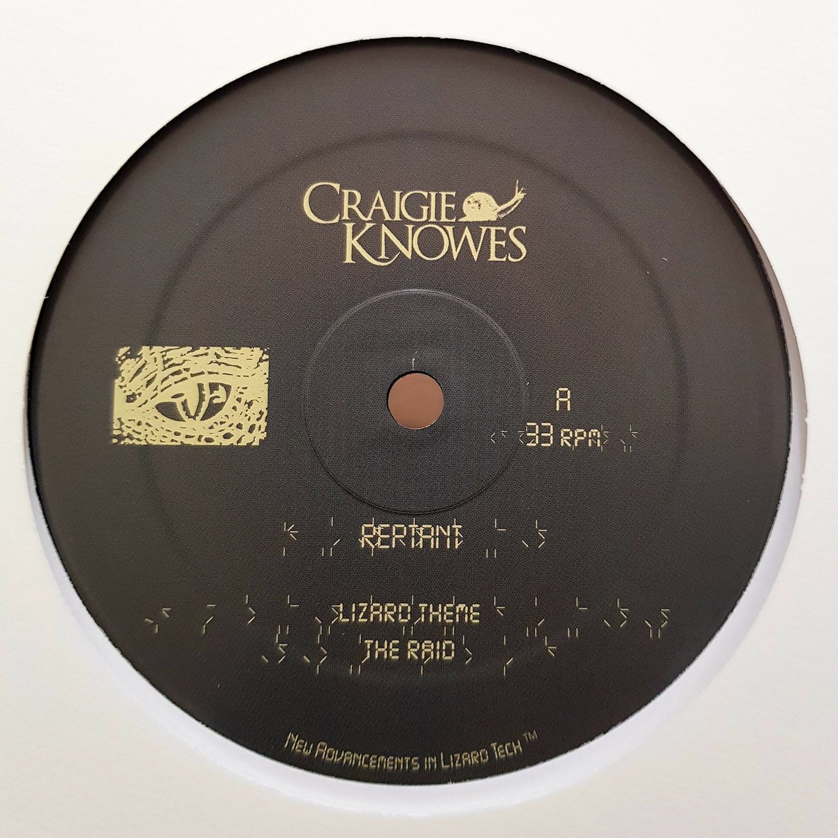 TribeRecordsUK's tweet photo. Deep bleep, cosmic lizard tech, acid steppers and more on this EP from man of the moment Reptant on Craigie Knowes #Reptant #LouKarsh #CraigieKnowes #electro #acid #bleep https://t.co/UnwwrP4mhU