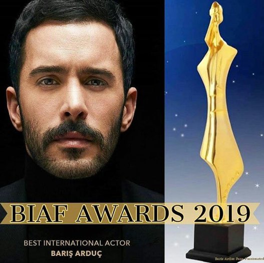 Bu akşam gerçekleşecek BİAF 10.Ululslararası ödül töreninde Barış Arduç'a desteğimizi ve sevgimizi gösterirken paylaşımlarımızda 

#BarışArduçBiaf2019
Etiketini kullanmayı unutmayarak bugünün anlam ve önemine yakışır şekilde tt'de yine yerimizi alalım.📢
#BarisArduc #Kuzgun
#BİAF