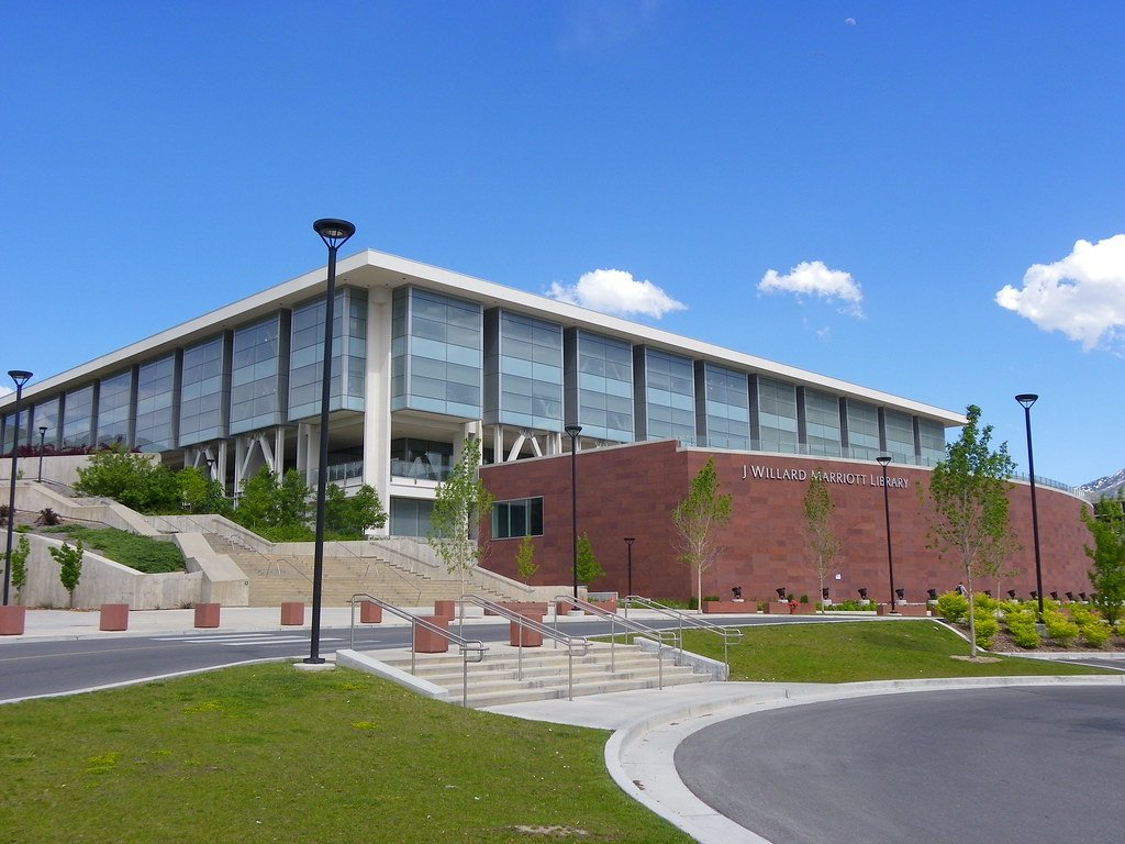 Waste heat is not cool, say US scientists: Engineers at the University of Utah have developed a tiny device which they say could increase the performance of PV panels and other electronic devices by converting energy lost as heat back into… dlvr.it/R8GrWV #solar #pv