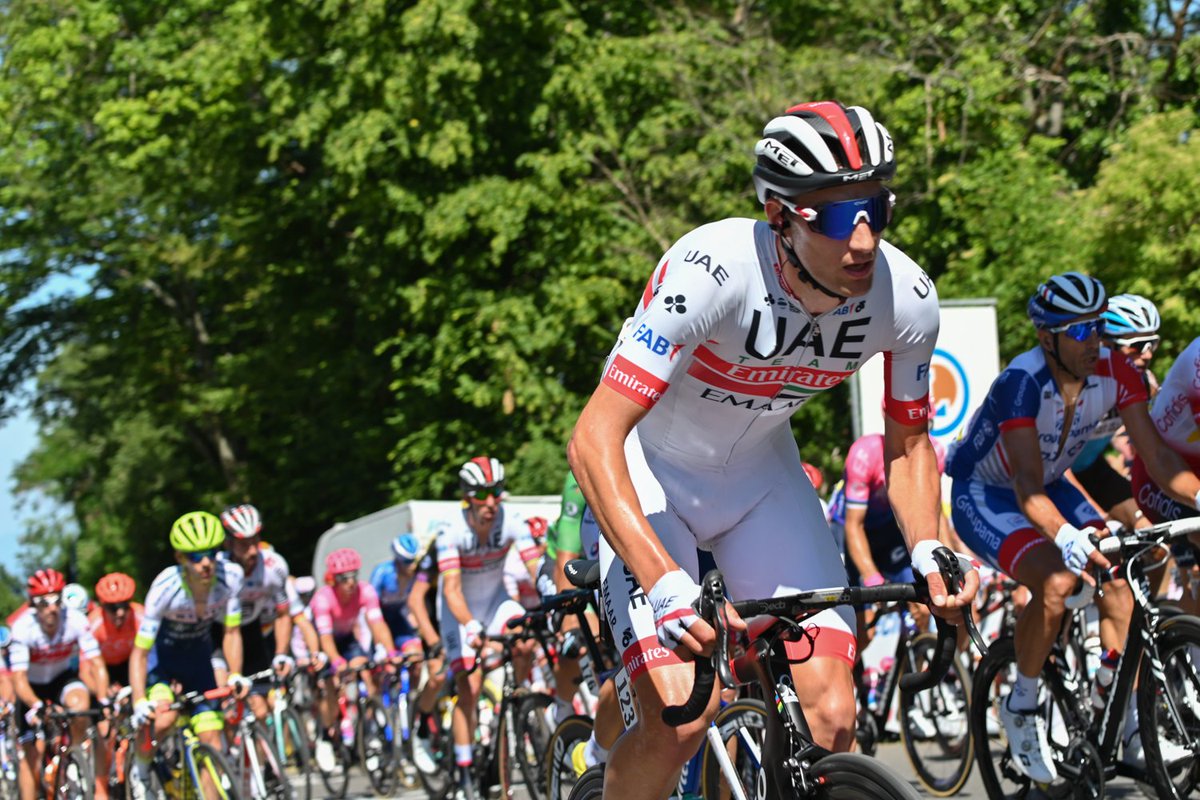 toutelalsace's tweet photo. Déjà nostalgique du passage du @LeTour en #Alsace ! Pour le coup, on vous partage les meilleures photos de son passage en haut du col du château du @HtKoenigsbourg ! #TDF2019 https://t.co/yHK6EMLy9R