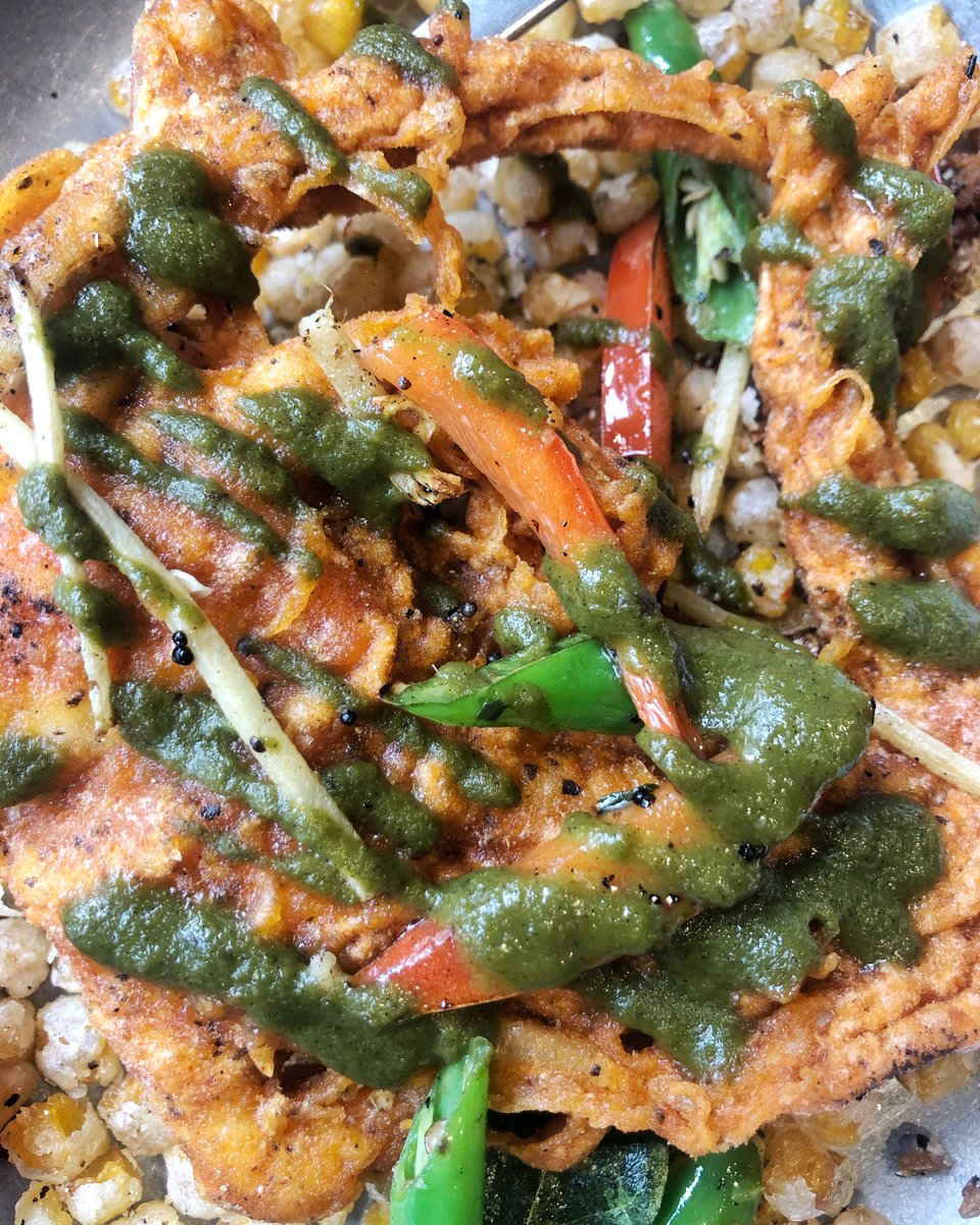 It's finally Friday! Grab your colleagues and come on over to Fatt Pundit for a delicious lunch! 🤤 #FattPundit
