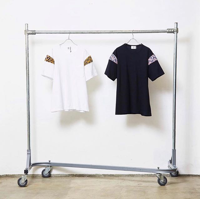 fabric0429's tweet photo. ＊info＊
KUON “19AW COLLECTION” START!!
・・・
#fabric
#KUON
#刺し子
#藍染
#襤褸
#古布
#メンズ
#レディース
#古美術
#vintage
#セレクトショップ
#広島 https://t.co/GfXcnqq2Du https://t.co/8aC0wnRPCW
