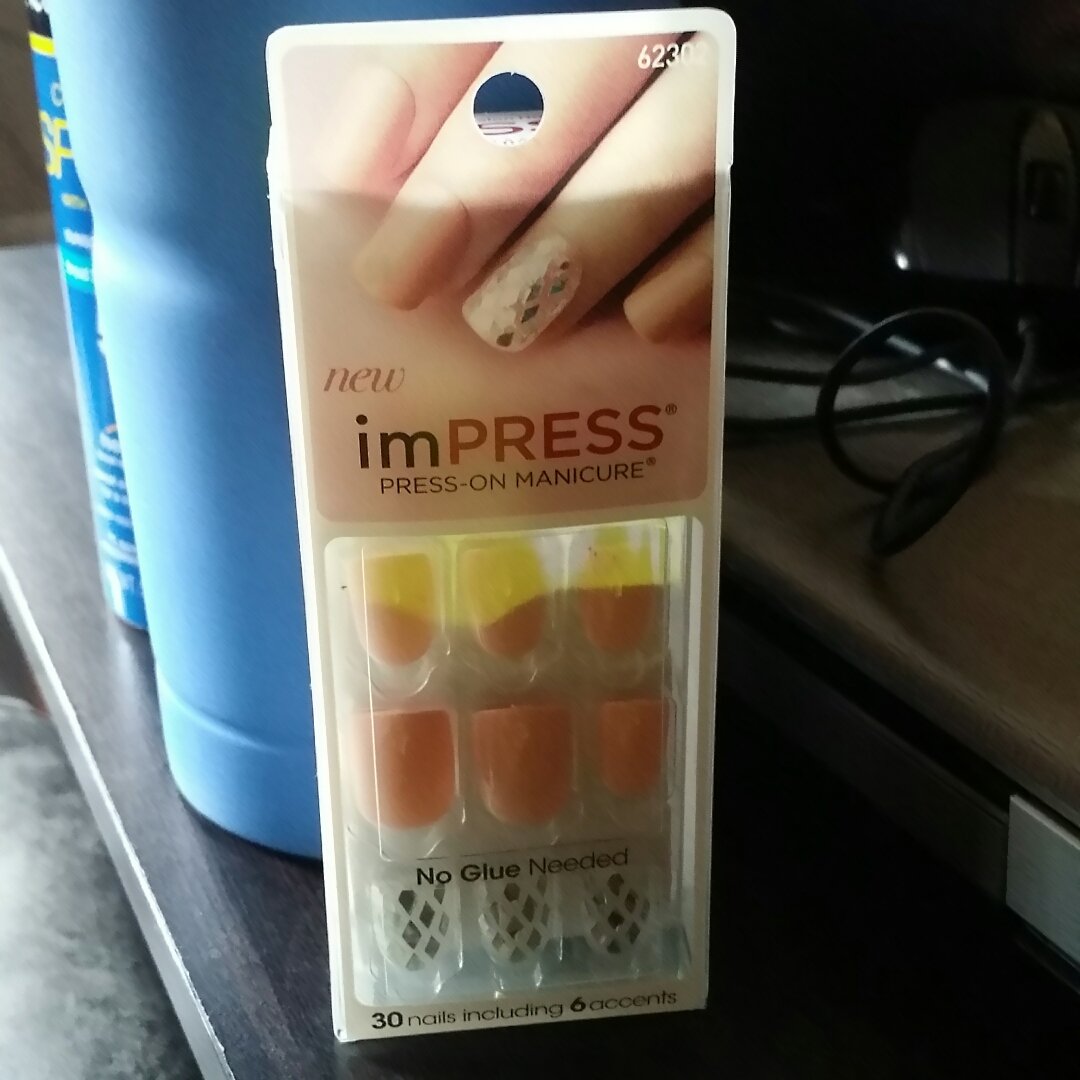 MsNiCntx's tweet photo. I havent used them yet, waiting for this weekend. I hace used this brabd befire and i have purchased a few times since trying them. They last about 2 weeks for me and I get lots of complimenrs. Highly recommend. @Influenster @SummerKickOffVoxBox #complimentary #imPRESSmanicure https://t.co/0ILzMYhAwo