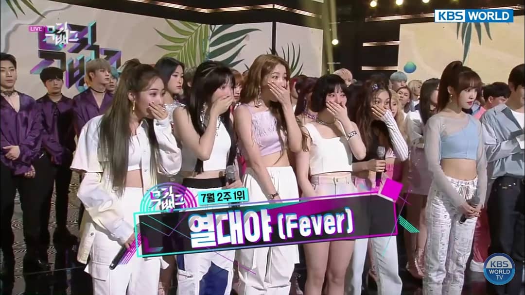 leelawadxx's tweet photo. ดีใจด้วยนะเด็กๆ เก่งมากเลย👍👍👏👏 #Fever4thWin 🏆🏆🏆🏆
❤❤❤❤❤❤
#GFRIEND56thWin
#여자친구 #GFRIEND ✌✌ https://t.co/hOwFyZyohT