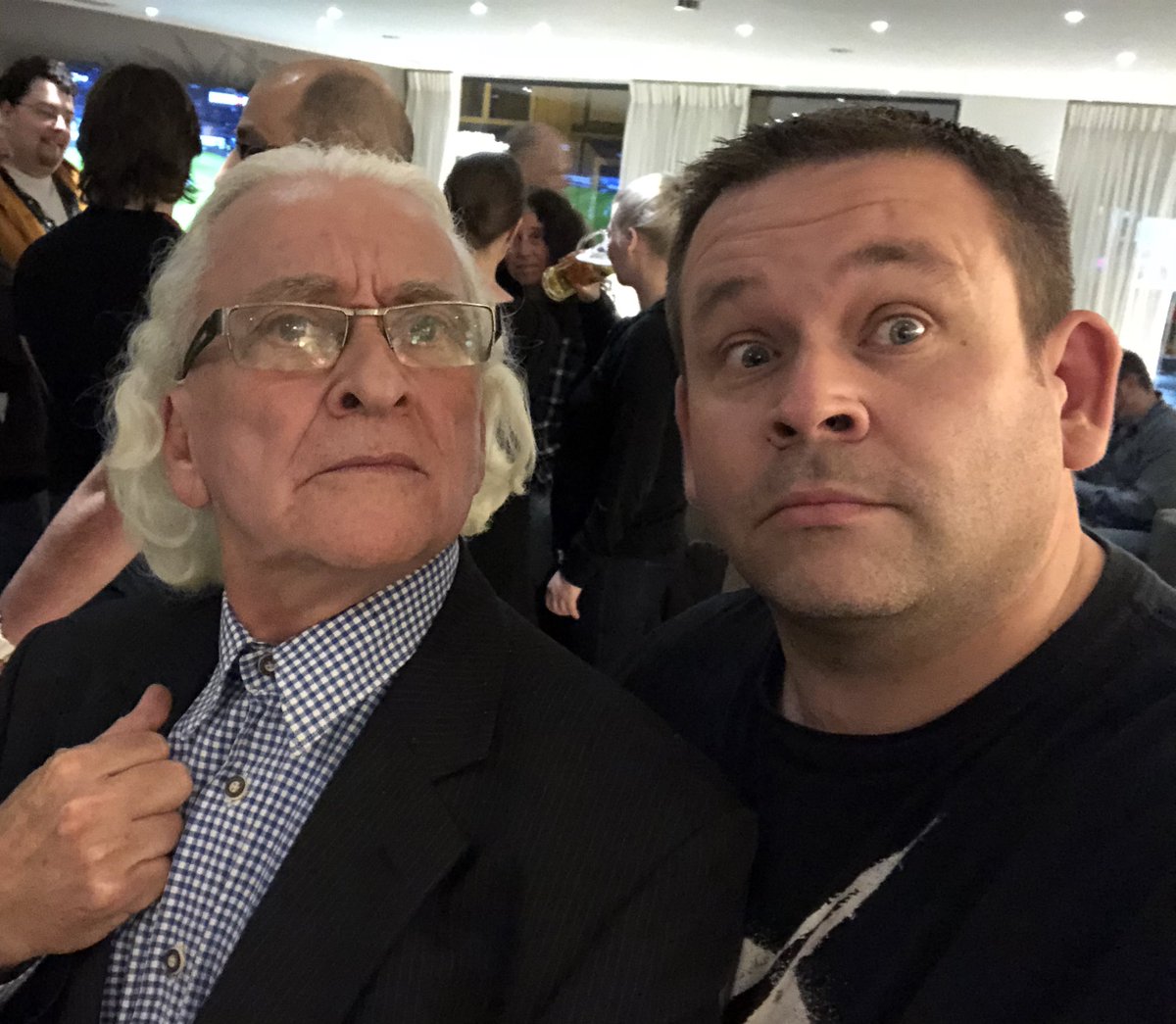 TheBeefhead's tweet photo. Some people know him as the first doctor,some people know him as #Beefdad but to me... heβs just dad
Happy 71st Birthday @GeoffkKeep πΎβ€οΈππππ
Genetically you can blame him for 50% of meππ
#DoctorWho https://t.co/Hvn9zG2o4O