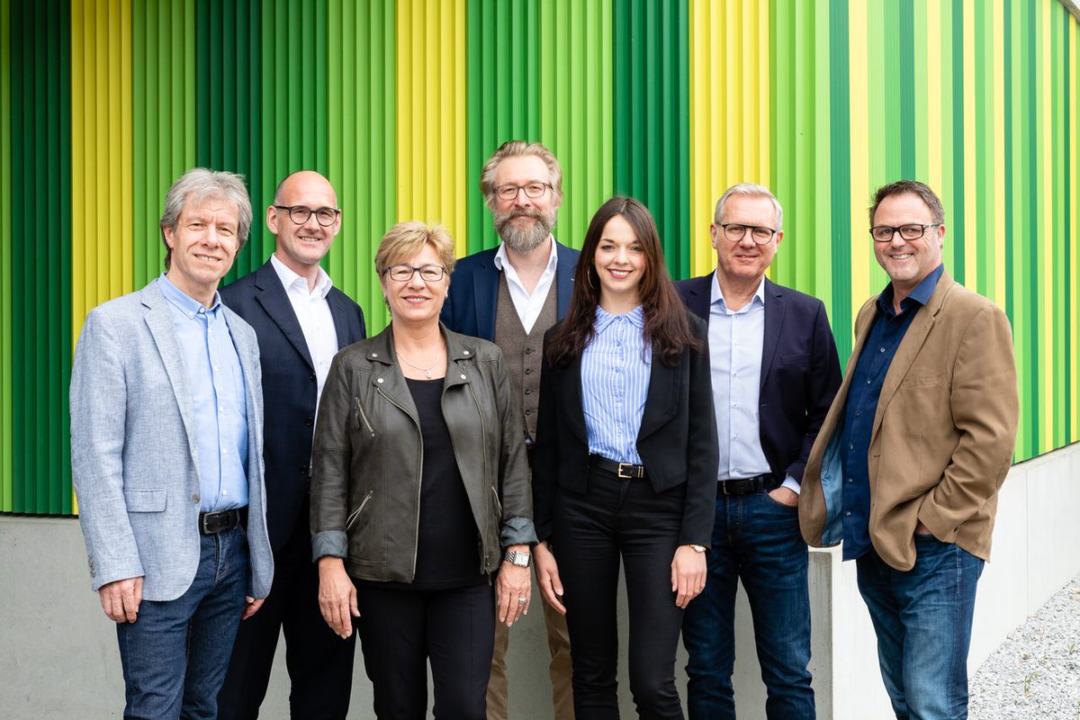 JobTalenteGmbH's tweet photo. Als ganzheitlicher HR-Dienstleiter fokussieren wir uns auf #Recruitment und #Outplacement. Von erfahrenen, professionellen &amp; branchenorientierten #Personalberatern sowie zertifizierten #Outplacement-Beratern kannst du profitieren. Unser Angebot: https://t.co/YJ4NFmDJfa https://t.co/l9pO8ZVY79