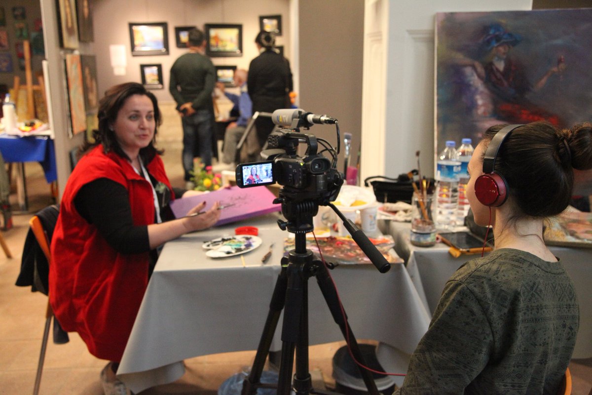 Ukrayna televizyonu UATV, 3. Uluslararası Bilkent Sanat Festivali kapsamında birçok sanatçıyla röportaj yaparak festivalin Ukrayna’da duyulmasına destek verdi.

#bilkentartfest #bilkentsanatfestivali #ankarasanatlarenkleniyor #ankara #bilkent #sanat #art #ukrayna