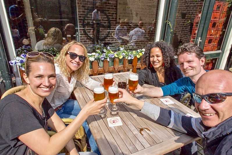 Taste Rotterdam in all its glory with this food tour with a savvy local guide 
Book leamigo.com/city/rotterdam
#visitrotterdam #loverotterdam #amsterdamfood #netherlands #europe #foodietraveller #foodlover #foodie #foodietravels #travel #travelfoodie #discover #wanderlust #Rotterdam
