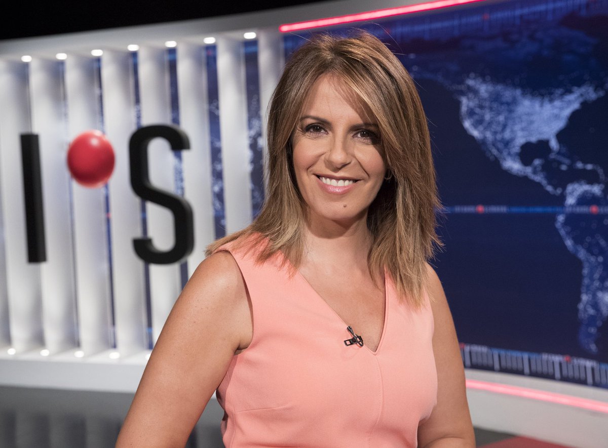 almandodelmando's tweet photo. Movimientos en el mercado de #verano en #televisión. @pilargmuniz deja @tve_tve tras 20 años, y @manuperezext cambia @EXNdigital de @cextremadura para fichar por @InformativosTM de @telemadrid.

https://t.co/uMFiOjRZwZ https://t.co/y94k2WvITs