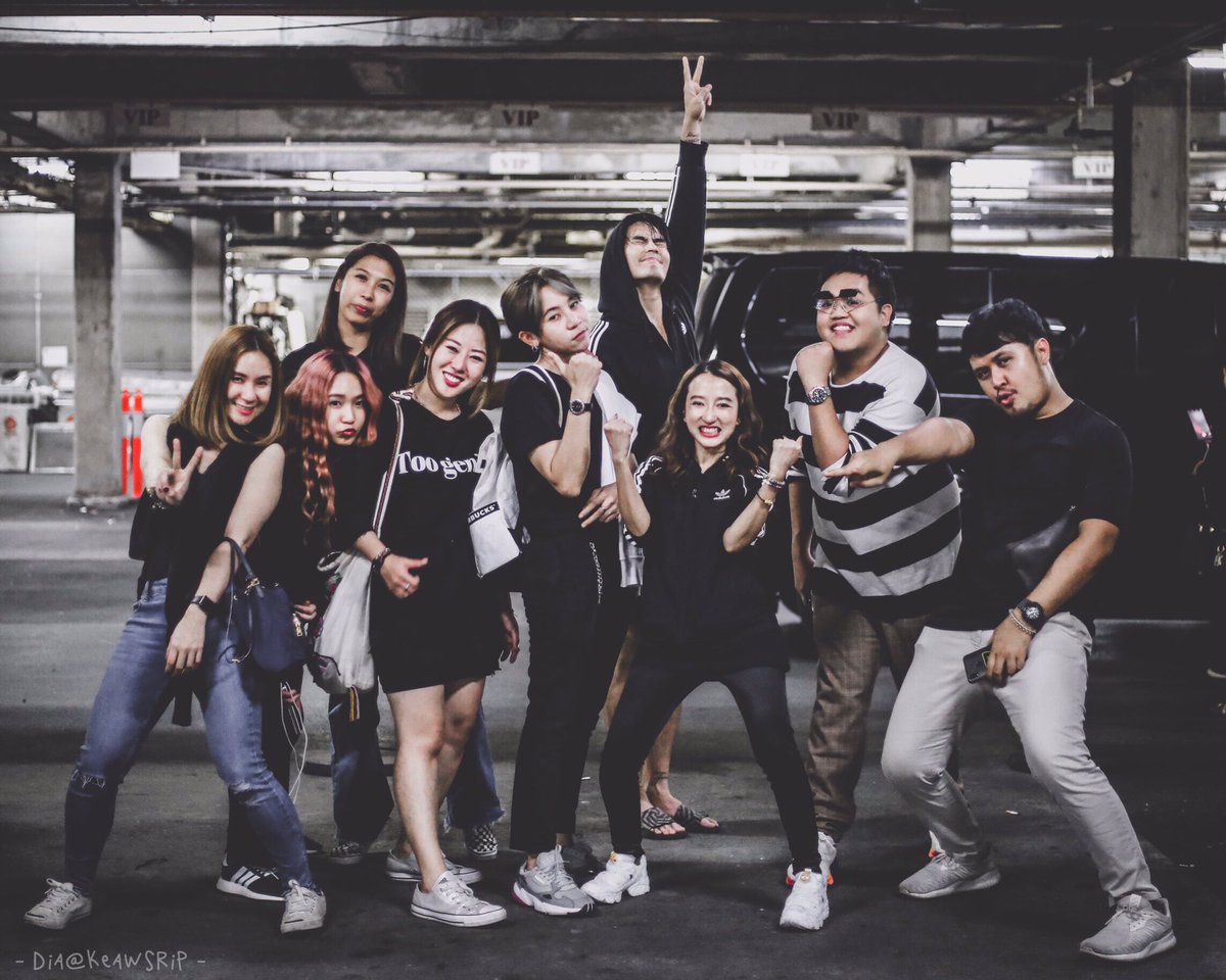 keawsrip's tweet photo. บ้านหมี 🥊🖤🏆💥
#HunzIPH
#BlackBear
#TeamHunz
#TeamBlack
#10Fight10
#10Fight10PresentedbyGSBATTERY #CelebrityBoxing #Boxing #Thailand #Workpoint23 #เจมีดี
@Hunz_IPH @spywalker https://t.co/fvsTWh8xD6