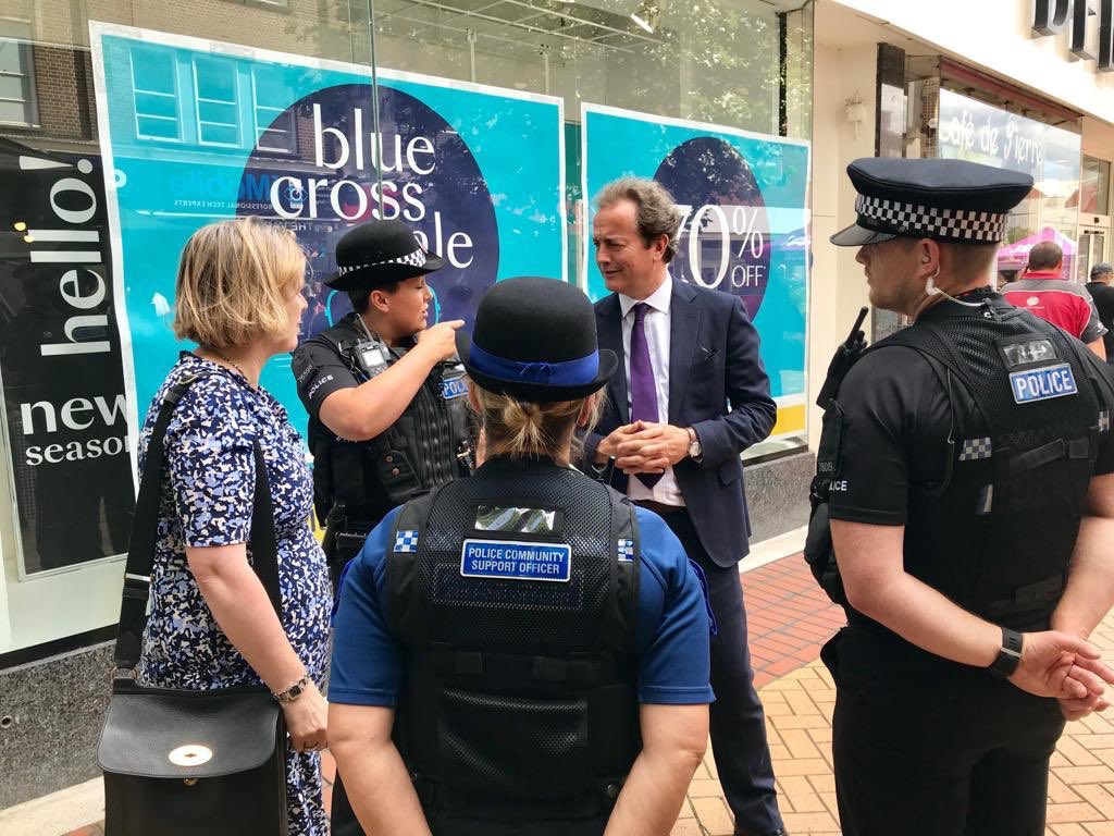NickHurdUK's tweet photo. Took the #FrontLineReview to @EssexPoliceUK - another frank conversation that confirmed we are focused on the right things - more people ; less time wasted ; greater focus on wellbeing ; more voice for front line. Met some great , highly committed professionals . Thank you . https://t.co/HpJvwW5KpT