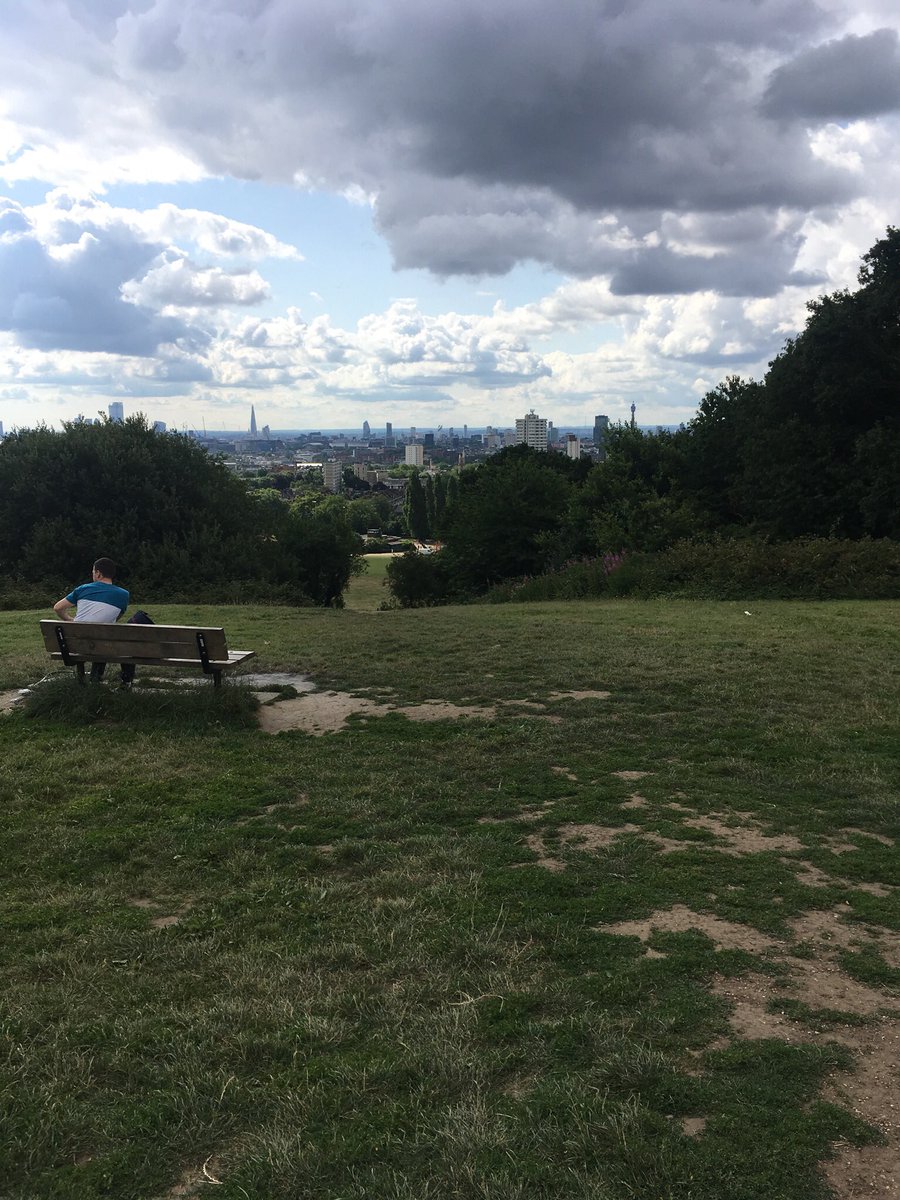 Maristotle's tweet photo. #textilesresearch run club.. ๐
@clairefmiller https://t.co/lpbKYl57JI