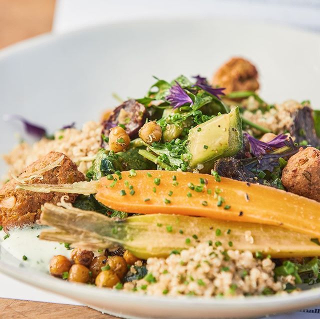 Can’t wait to serve some of the new vegan salads from this years menu to the lovely people at Silverstone F1 this weekend! #picoftheday #SilverstoneF1 ift.tt/2XMgEVQ