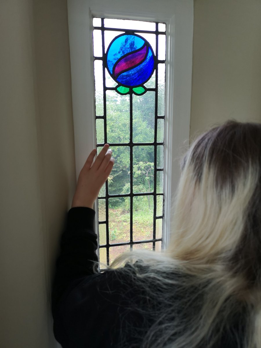 Repairs to #Glasgowstyle leaded glass windows for this #bearsden home. #stainedglass #rdwglass