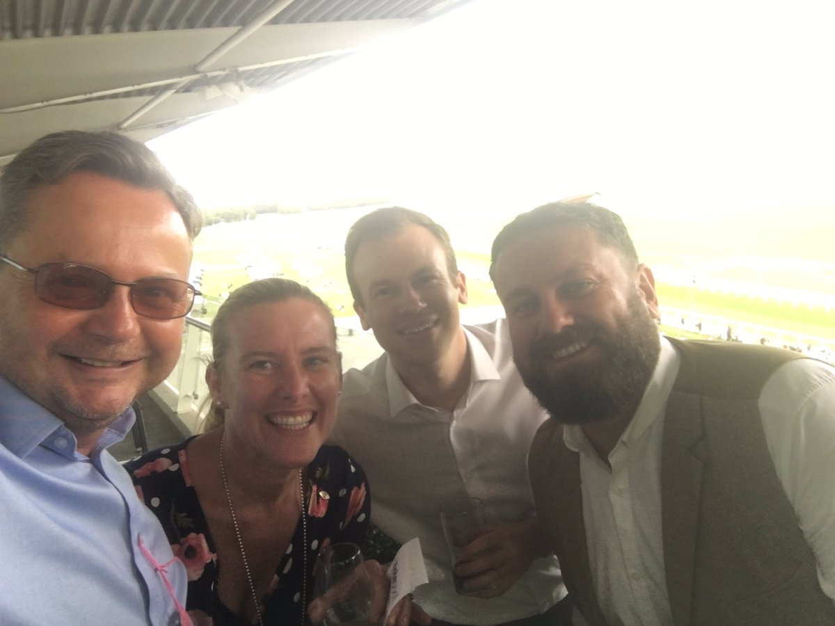 GarethHulmston's tweet photo. Fantastic day @EpsomRacecourse for @LussoTravel annual Southern #AgentPartners Raceday event. Big thank you to everyone who attended and to our fabulous hotel & airline partners who supported the day. ππππ»ππ»ππ» https://t.co/envzkvNldI