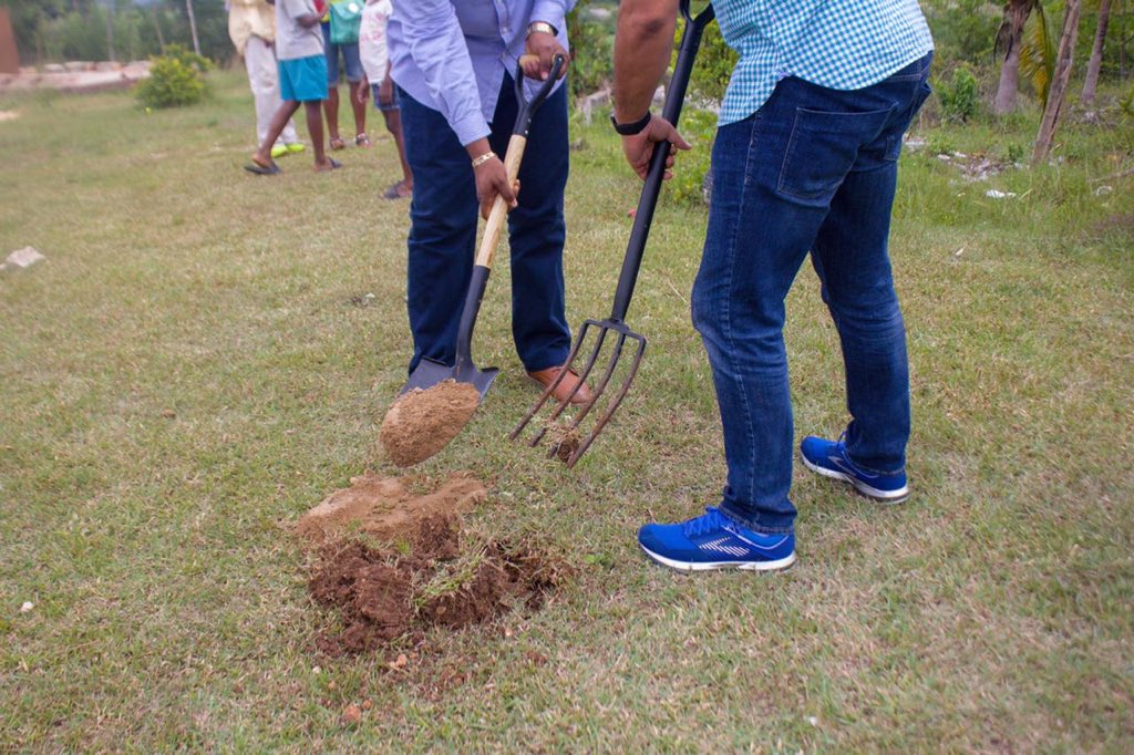 christufton's tweet photo. Ground breaking for the Wakefield infant school located in St Catherine West Central. Six month completion. #WorkingWorkingWorking 😊 https://t.co/5dg560cMI3