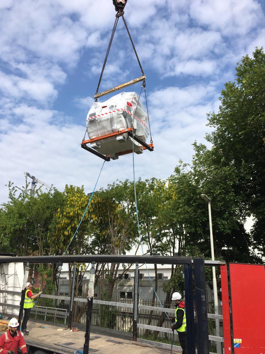 Lupprians's tweet photo. Its a bird, its a plane, it’s..
The 1st GE PET/MRI in the Netherlands!
https://t.co/O0JZ6FT2aZ … …
https://t.co/KydiP0oaHT orderdesk@lupprians.nl +31294458121
#lupprians #lupprianshq #luppriansnl #medicalservices #medical #healthcare #mri #dedicatedtransport #installation https://t.co/8rOy4TaIDD