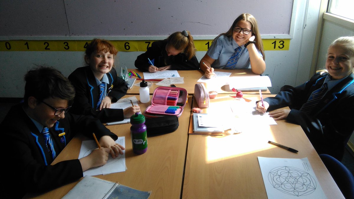 MathsLca's tweet photo. @LCAYear7 @LincolnCastleAc Year 7Ma3 combining maths, art and culture through Rangoli https://t.co/wW1nsPJGxx