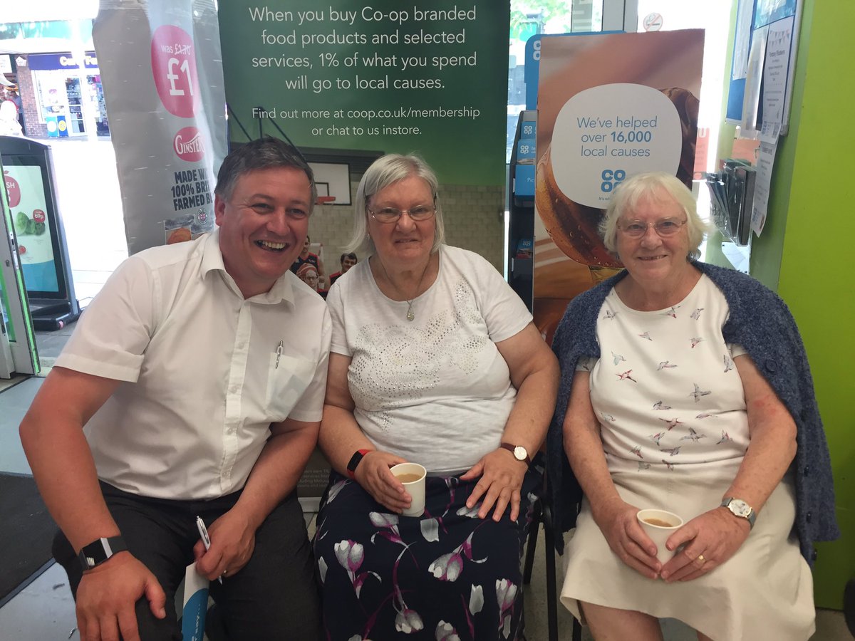 Petrolheadnelly's tweet image. Great talking to @coopuk members Sheila &amp;amp; Dorthy about their Co-op at our #JoinInLiveLocal event here in #Portchester. We will be here until 1pm. Feel free to come and have a cuppa and a chat.