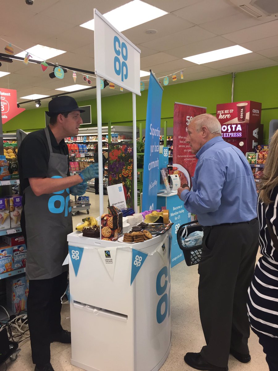Petrolheadnelly's tweet image. Great talking to @coopuk members Sheila &amp;amp; Dorthy about their Co-op at our #JoinInLiveLocal event here in #Portchester. We will be here until 1pm. Feel free to come and have a cuppa and a chat.
