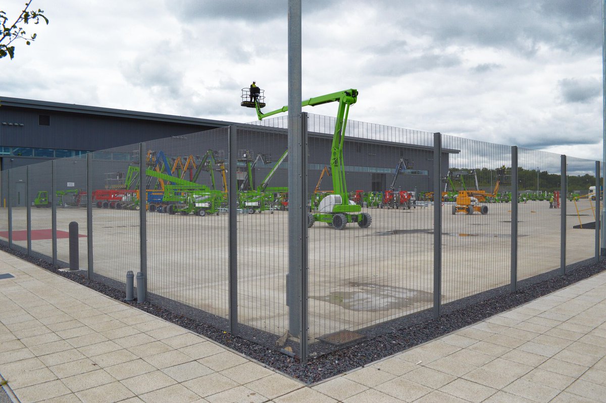 CLD_Fencing's tweet photo. When your main priority is preventing people from gaining access to your premises but need a cost-effective solution…
CLD's Securus-Lite could be your ideal solution.
Find it at: https://t.co/FLpupRFJBs
#FencingSolution #SecurityFencing #PhysicalSecurity #BoundaryFencing https://t.co/dKEuBacO1V