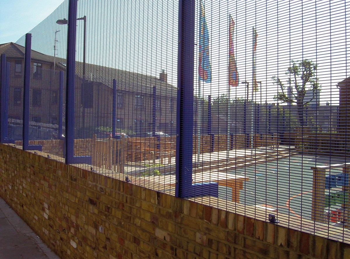 CLD_Fencing's tweet photo. When your main priority is preventing people from gaining access to your premises but need a cost-effective solution…
CLD's Securus-Lite could be your ideal solution.
Find it at: https://t.co/FLpupRFJBs
#FencingSolution #SecurityFencing #PhysicalSecurity #BoundaryFencing https://t.co/dKEuBacO1V