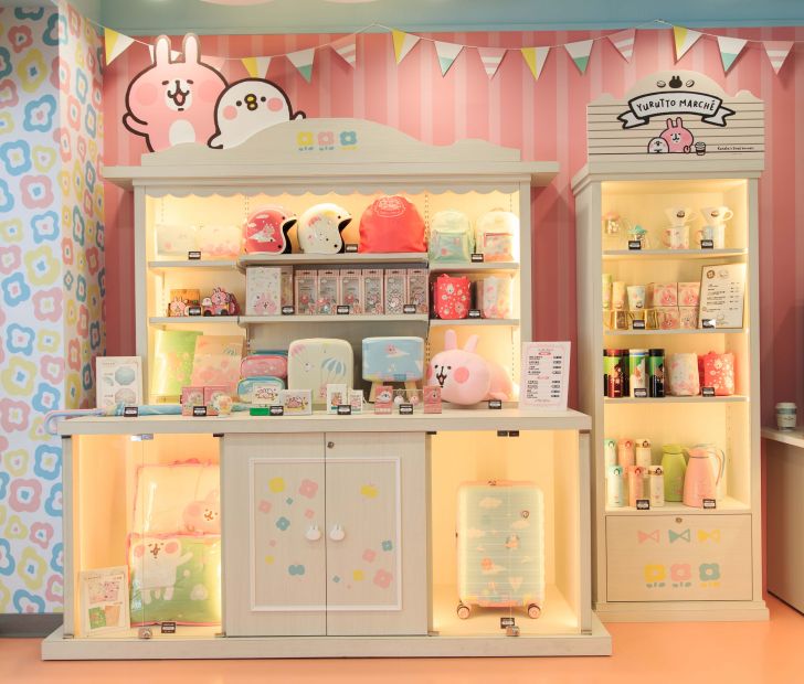 523Qiu's tweet photo. 7-11 ธีม Kanahei สาขานี้คือเธอน่ารักเกินเบอร์มาก🐰💜💛💚💙🐥แก้วกาแฟของ city café (เหมือน All café บ้านเรา) กับปลอกแก้วก็เป็นลายน้องด้วยนะ

ใครชอบน้อง มาไทเปแวะไปถ่ายรูปได้นะ สาขานี้อยู่ตรง📍 MRT Nanjing fuxing Exit 3 

©️Vogue tw
#เซเว่น
#ไต้หวัน https://t.co/z4ykFdcwIZ