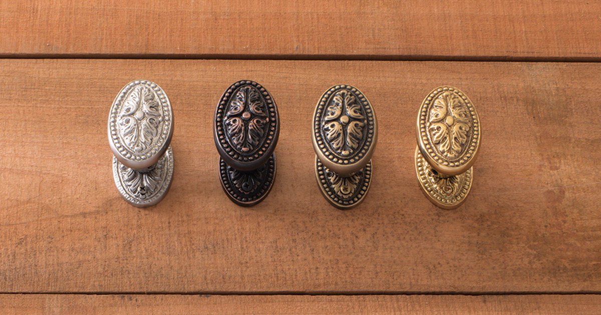 brassaccents's tweet photo. Avalon Collection – This intricately forged oval knob can be seen on a plate similar to our L'Enfant Collection in the P&amp;F Corbin Catalog of 1923. https://t.co/frDcDEVL2H

#AvalonCollection #SolidBrassAccents #BrassAccents https://t.co/ZcgKxoSxkE