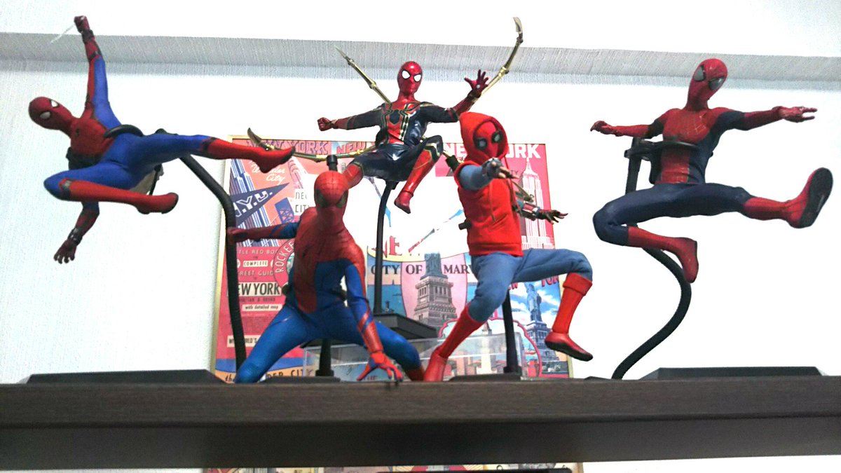 ナッツ やっぱりスパイダーマンのフィギュアは かっこいいポーズをつけて飾りたいのですが スーツの劣化が心配すぎる D ホットトイズ Hottoys スパイダーマン ファーフロムホーム