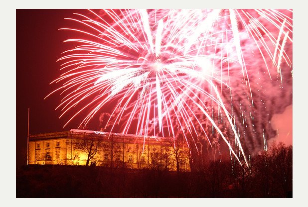 NottmCityTS's tweet photo. @NottmCityTS have  received the first Fireworks Licence application of 2019. We will be busy processing licenses and ensuring retailers are storing and selling fireworks safely. Have a look at our guidance for more info https://t.co/cyqzQUjzpi #SafeNottingham https://t.co/0jlUtmlgyY
