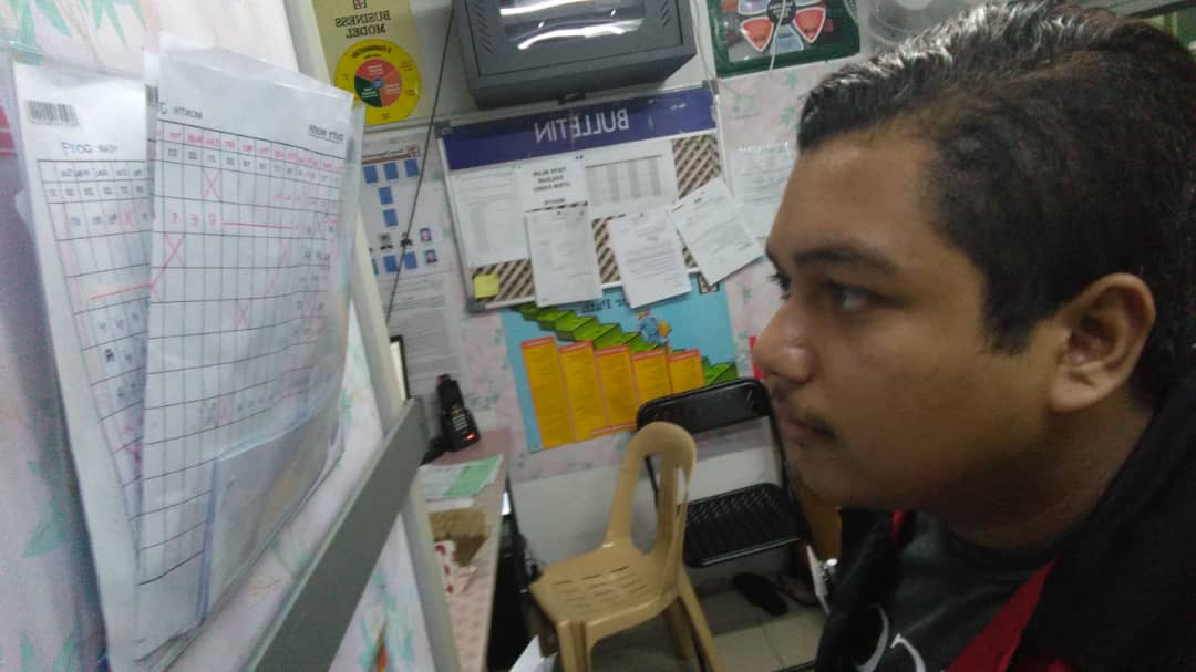 sanelyderanged's tweet image. Letihlah aku ada membe mcm ni haih 😔✊🏻