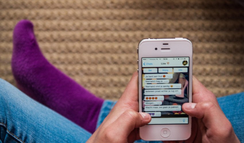 Een video met een leraar die boos wordt of een fout maakt: je hebt ze vast weleens voorbij zien komen op social media. Maar mag je zulke beelden eigenlijk wel delen?sevendays.nl/nieuws/%E2%80%…