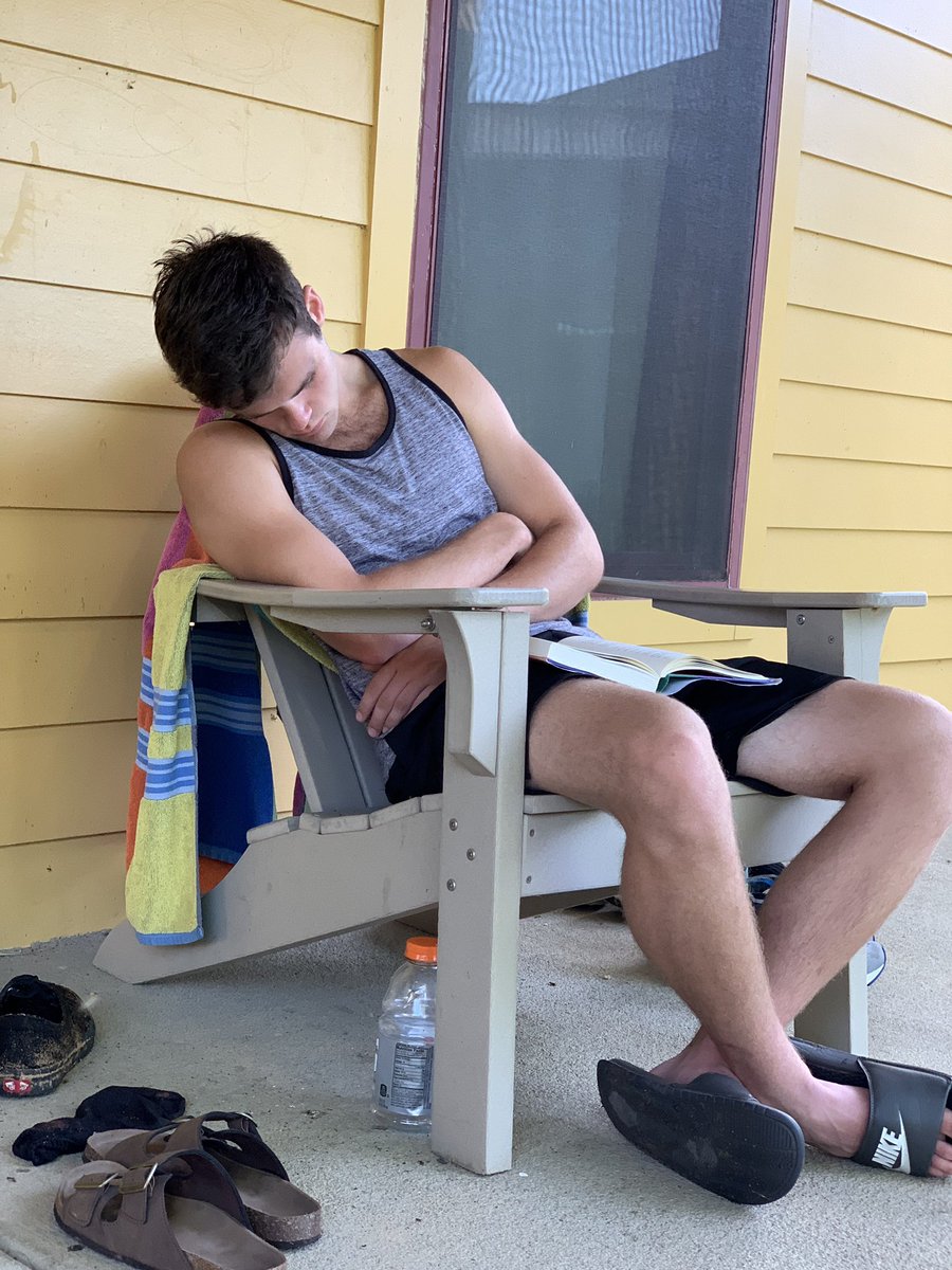 Yesterday was this guys bday!!! I’ve been blessed to have him in my life for the past 4 years. You mean so much to my family and I buddy! Happy bday Daniel!
