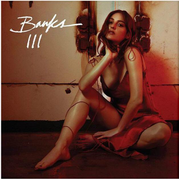 thegreynightsky's tweet photo. This entire album is perfection and โIf We Were Made Of Waterโ fucked me up and I love it
@hernameisBANKS #banks #III #IIIalbum https://t.co/xWoEWaKd2R