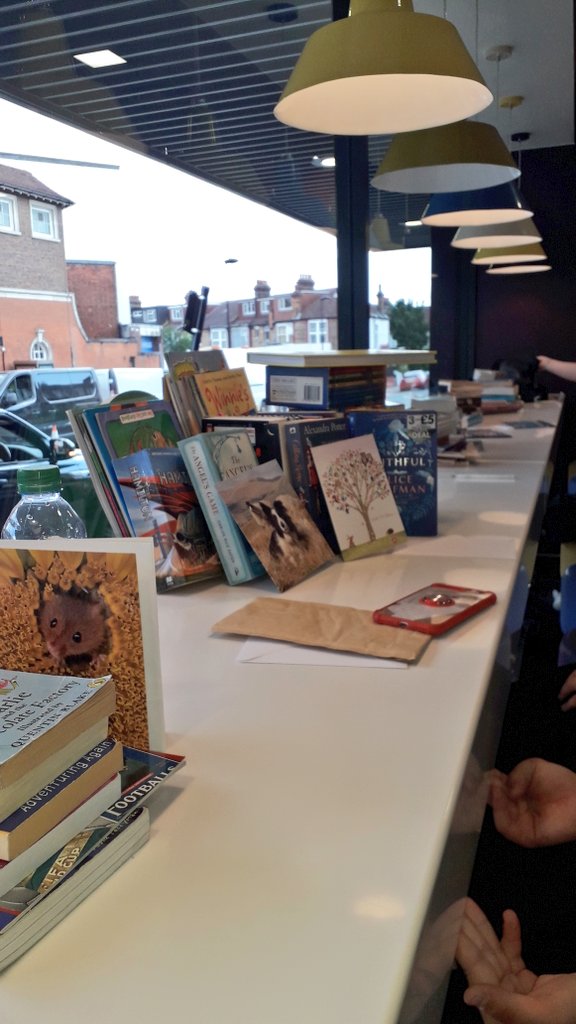 nta_eal's tweet photo. 200 books bought! 📚📖❤❣😍Next stop? Post Office! @YIscheme @Nightingale_NTA #EAL #outstandingstudents #booklovers #Reading #readingcommunity https://t.co/m88ODBsTAY