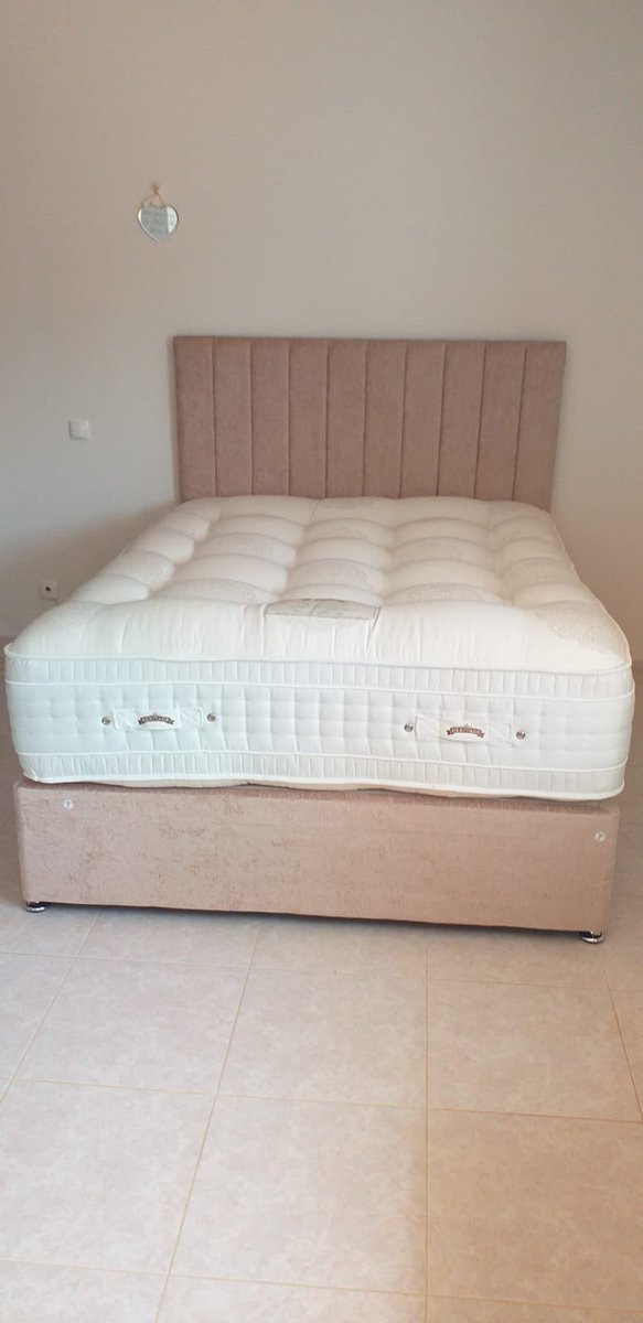 Bed being delivered in Portugal 🇵🇹 from our Natural collection. This bed 🛌 oooozzzesss comfort ! luxurybritishbeds.com