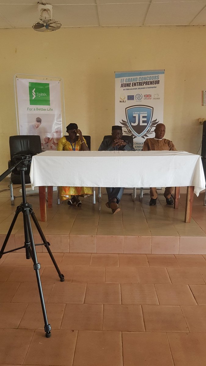 sirasaad03's tweet photo. @womamakhiti 🇬🇳👭🌱🍆🥑🍎🍅🌽🍊🍉🍇🌶 participation de #WöMaMakhiti au grand concours #jeuneentrepreneur pour la zone spéciale de Boké 
#Cladiators #MadeinGuinea
https://t.co/Ly7LejhNL8
@sidibe_diaka @ONGFEDY @diene_keita @Give1Project @UN_Women @FAO https://t.co/hCHm96KrXv