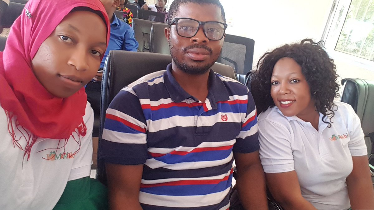 sirasaad03's tweet photo. @womamakhiti 🇬🇳👭🌱🍆🥑🍎🍅🌽🍊🍉🍇🌶 participation de #WöMaMakhiti au grand concours #jeuneentrepreneur pour la zone spéciale de Boké 
#Cladiators #MadeinGuinea
https://t.co/Ly7LejhNL8
@sidibe_diaka @ONGFEDY @diene_keita @Give1Project @UN_Women @FAO https://t.co/hCHm96KrXv