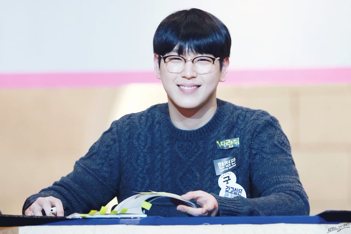 banghimmylife's tweet photo. #StrongChan #ForeverwithHimChan #Bap #Himchan @BAP_Himchan
Meu anjinhoππ https://t.co/d0V8aT42DJ