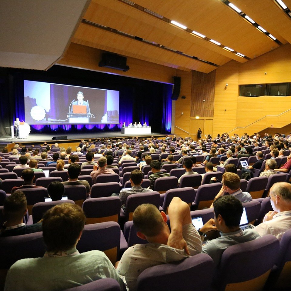 🔴Un millar de científicos, más de 50 países y los avances en el campo de la relatividad general y la gravitación en el centro de estudio <a href="/PalcongresVLC/">PalacioCongresosVLC</a> 
➡️Hoy es la última jornada del doble encuentro #GR22Amaldi13. 
➡️Os dejamos imágenes de esta semana 🔝 <a href="/UV_EG/">Universitat València</a> <a href="/CSICval/">Casa de la Ciència CSIC València</a>