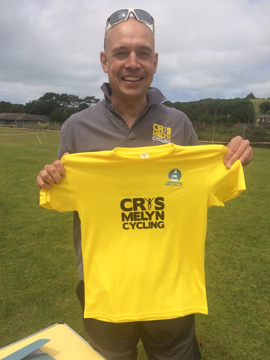106 riders for <a href="/YsgolGymraeg/">Ysgol Gymraeg Aberystwyth</a> bike race this afternoon. The prize, a yellow jersey of course!! #crysmelyn <a href="/CeredigionActif/">Ceredigion Actif</a> <a href="/ElinCeredigion/">Elin Jones</a> <a href="/GeraintThomas86/">Geraint Thomas</a>
