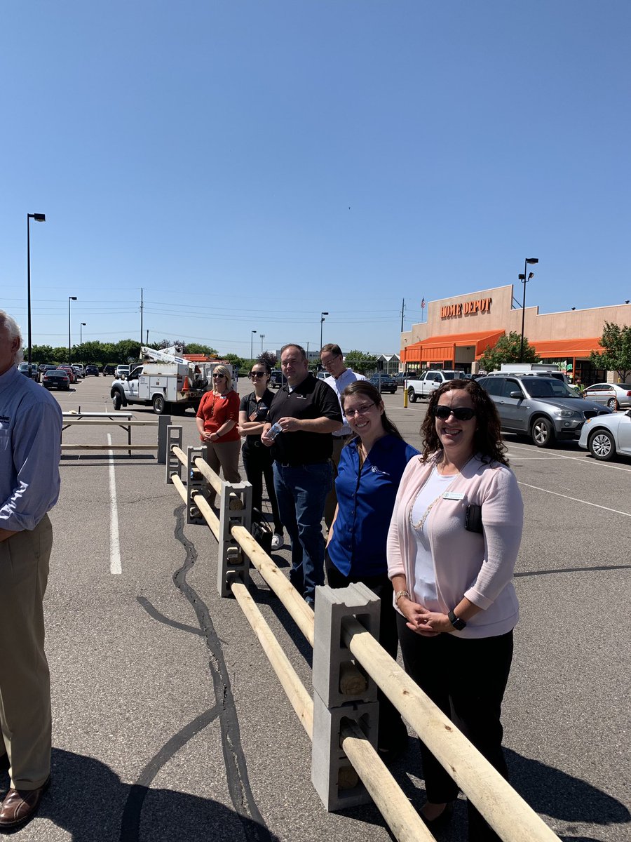 More with our Team in Fridley, MN, #2802!  Making things happen in Fridley, excellent job!Also, a big shout out for our Vendor partners, always there to help our Teams!